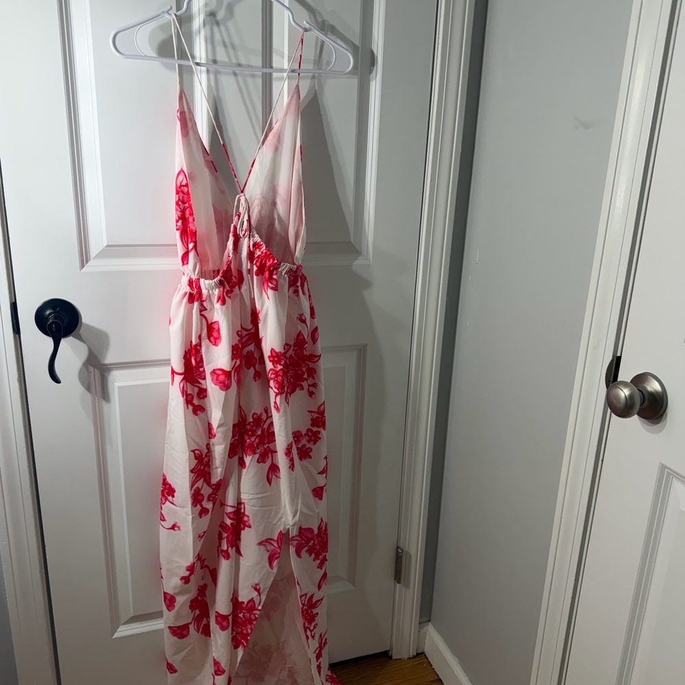 Sabo  Red Floral backless Maxi dress Deep V beach Vacation NWT - Picture 11 of 13